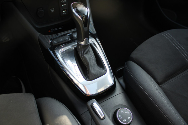 Opel Crossland 1.2 Turbo Ultimate | Trekhaak | Head-up | Panoramadak | Camera | Navigatie