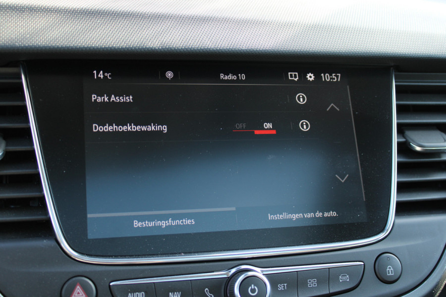 Opel Crossland 1.2 Turbo Ultimate | Trekhaak | Head-up | Panoramadak | Camera | Navigatie