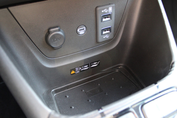 Opel Crossland 1.2 Turbo Ultimate | Trekhaak | Head-up | Panoramadak | Camera | Navigatie