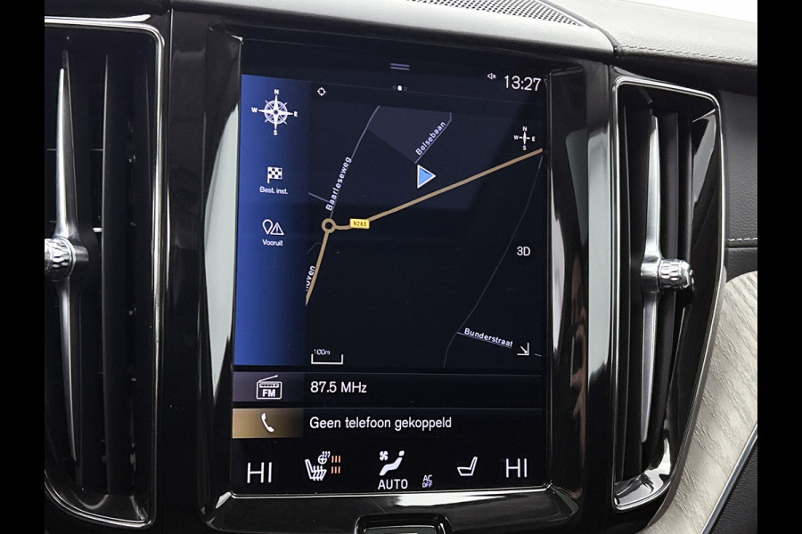 Volvo XC60 2.0 T6 Hybride AWD Inscription / Panoramadak / Trekhaak / Leder lux./Stuur-Stoelverw / Pdc+camera / Audio & Park Ass./ Lighting / Apk 06-2027
