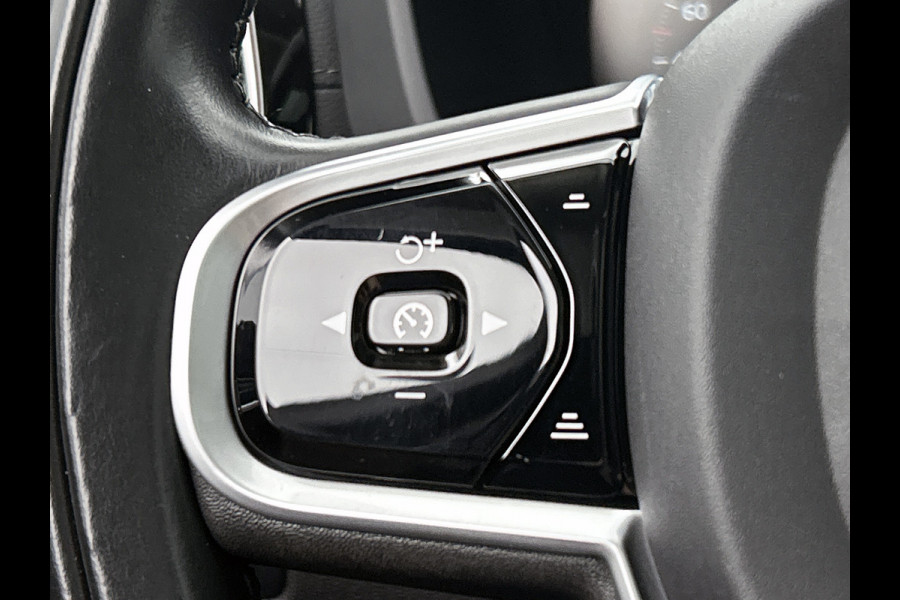Volvo XC60 2.0 T6 Hybride AWD Inscription / Panoramadak / Trekhaak / Leder lux./Stuur-Stoelverw / Pdc+camera / Audio & Park Ass./ Lighting / Apk 06-2027