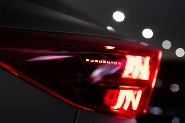 CUPRA Formentor 1.5 TSI e-Hybrid VZ Extreme 272PK Facelift | Matte Bronze | Pano | Sennheiser | Carbon Seats | VOL! 2 jaar Fabrieksgarantie