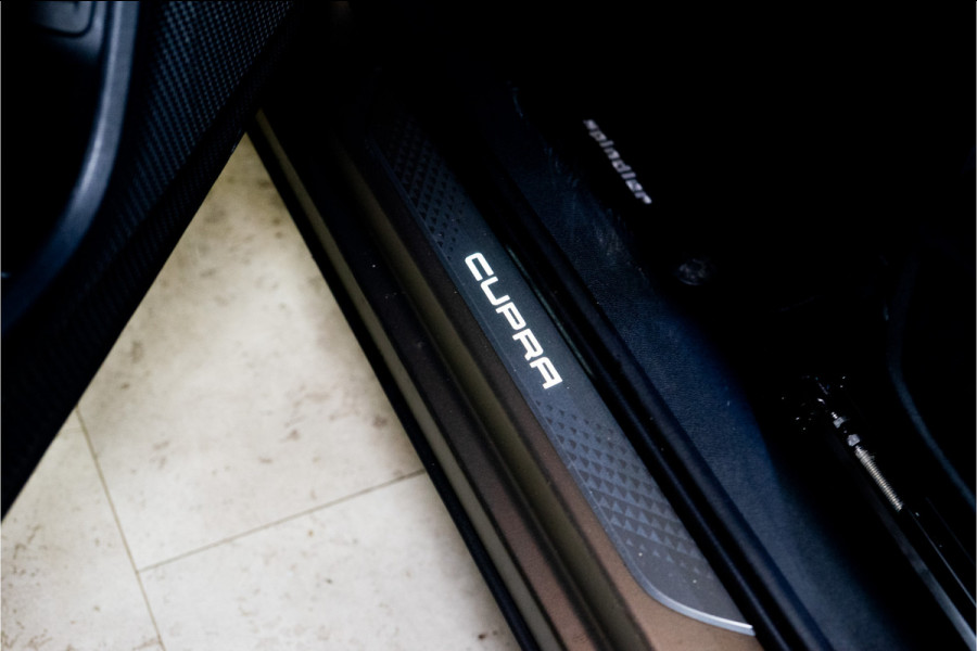 CUPRA Formentor 1.5 TSI e-Hybrid VZ Extreme 272PK Facelift | Matte Bronze | Pano | Sennheiser | Carbon Seats | VOL! 2 jaar Fabrieksgarantie