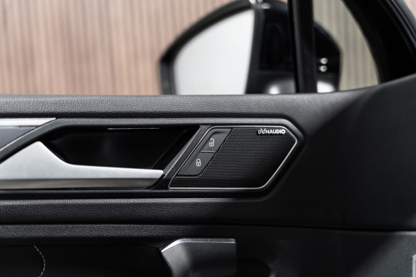 Volkswagen Tiguan 2.0 TSI 4Motion Highline R-Line DSG PANO PDC LED