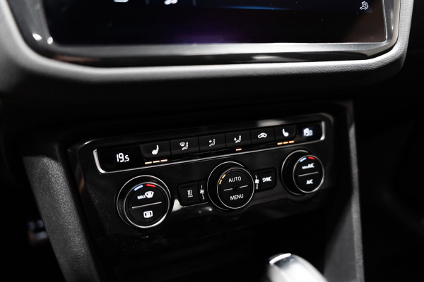 Volkswagen Tiguan 2.0 TSI 4Motion Highline R-Line DSG PANO PDC LED