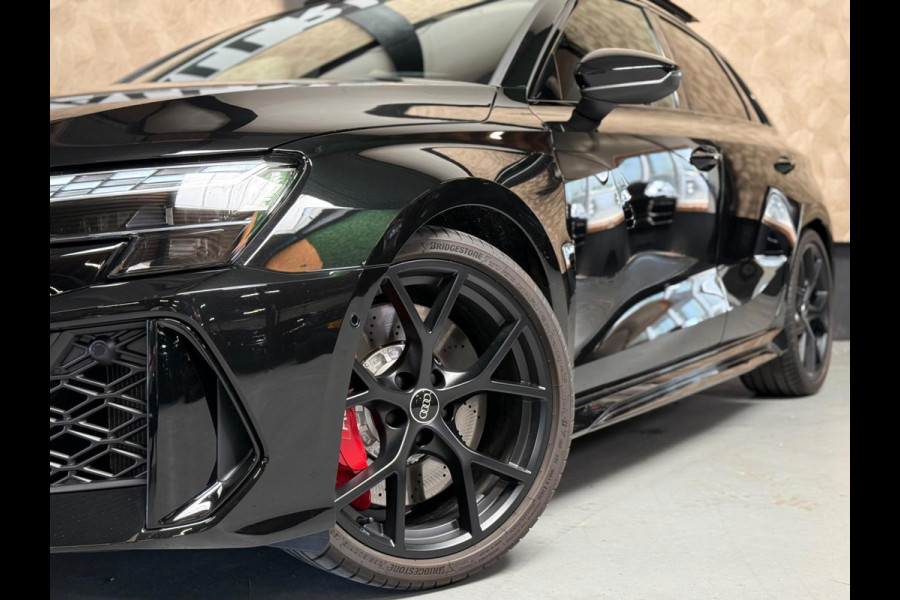 Audi RS 3 SPORTBACK 2.5 TFSI RS 3 quattro | Pano | carbon | Kuipstoelen | ACC | Keyless | Sfeerverlichting