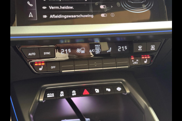 Audi RS 3 SPORTBACK 2.5 TFSI RS 3 quattro | Pano | carbon | Kuipstoelen | ACC | Keyless | Sfeerverlichting