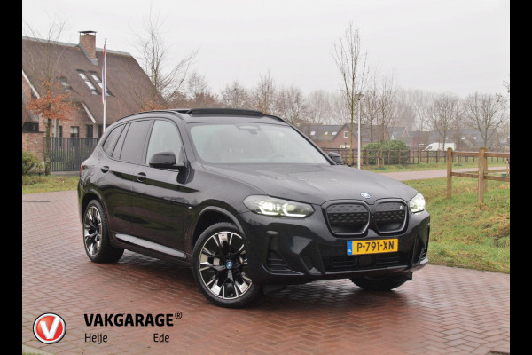 BMW iX3 High Executive 80 kWh | Nieuw Model | Panoramadak | Trekhaak | Harman Kardon | NL-Auto | Full Options