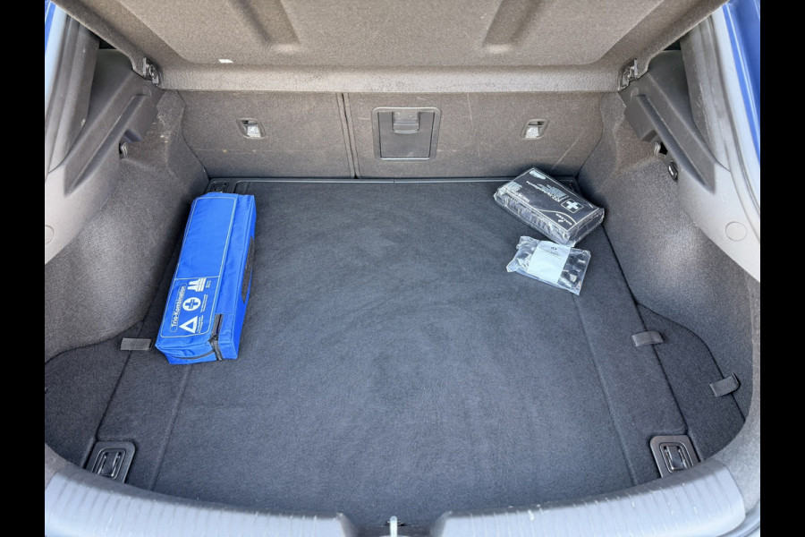 Hyundai i30 Fastback 1.4 T-GDI N-Line Pano 18'' CarPlay Keyless