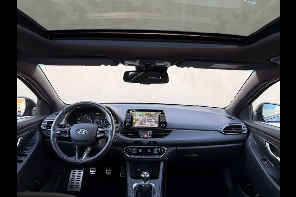 Hyundai i30 Fastback 1.4 T-GDI N-Line Pano 18'' CarPlay Keyless