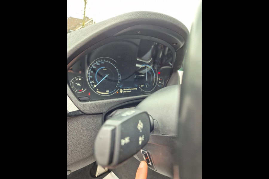 BMW 3 Serie Touring 330i M Sport Panoramadak High Executive Apple CarPlay Lm Velgen breedset Stuurverwarming M Aerodynamics