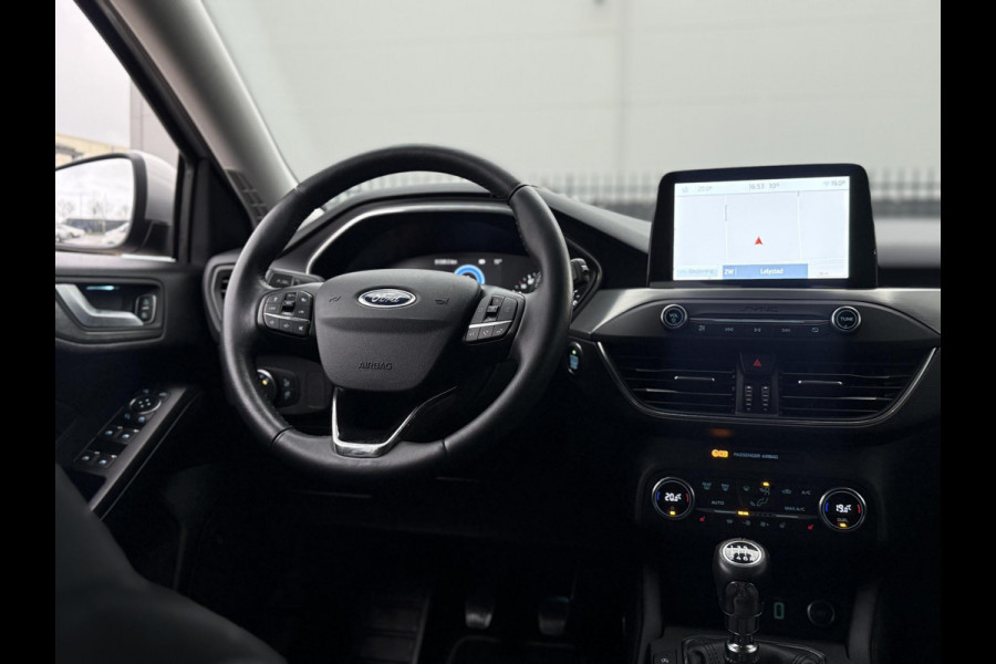 Ford Focus 1.0 EcoBoost Titanium 2e Eigenaar|Navi|Camera|B&O Sound System|PDC|Cruise|Stoelverwarming|Carplay|Dealer Onderhouden|N.A.P|APK tot 08-2026