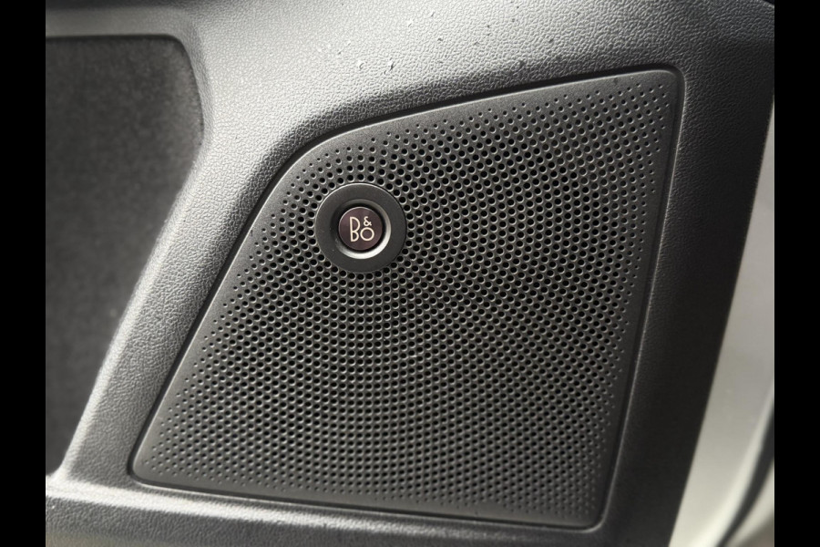 Ford Focus 1.0 EcoBoost Titanium 2e Eigenaar|Navi|Camera|B&O Sound System|PDC|Cruise|Stoelverwarming|Carplay|Dealer Onderhouden|N.A.P|APK tot 08-2026