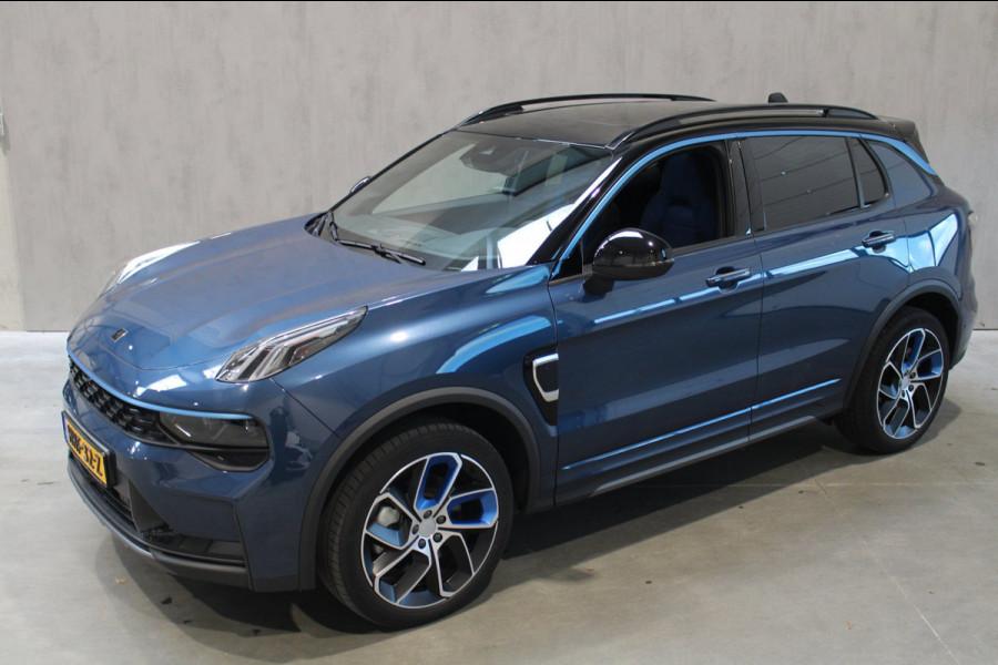 Lynk & Co 01 1.5 NL Auto/Zwarte Hemel/Stuurverwarming/360/Rijklaar/Bovag