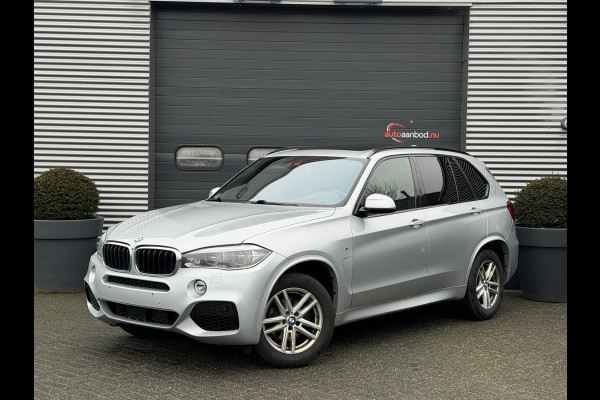 BMW X5 xDrive30d High Executive M-Sport | Panoramadak | Head-Up Display | Camera | Dodehoek Detectie | Elektrische Trekhaak |