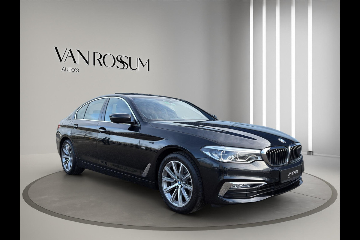 BMW 5 Serie 520i High Executive | Leder | Schuif/Kanteldak | 19"| Comfortstoelen met geheugen |