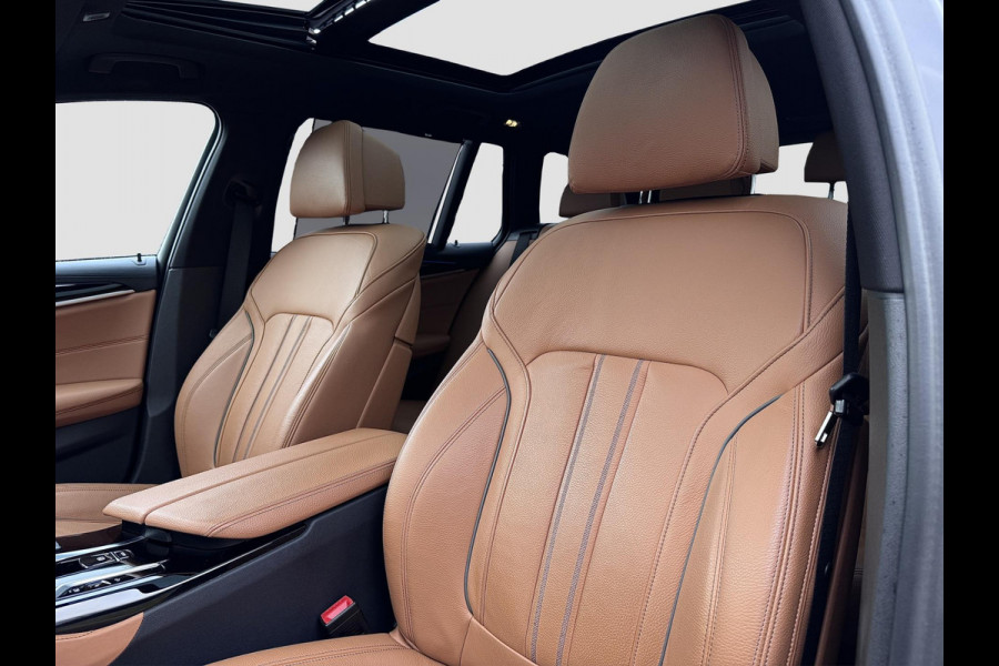 BMW 5 Serie Touring 530e xDrive M-Sport | Pano | Trekhaak | Laser | Harman Kardon | Head Up | Comfortstoelen elektrisch | ACC
