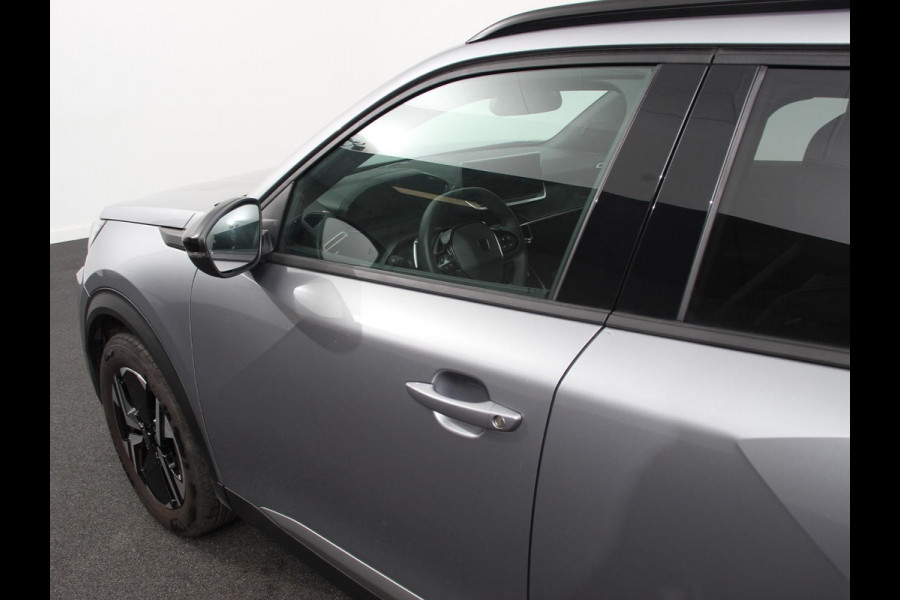 Peugeot 2008 1.2 PureTech 130 pk Automaat Allure Pack Climate Control Cruise control Parkeersensoren LED Navigatie Apple Carplay/ Android Auto