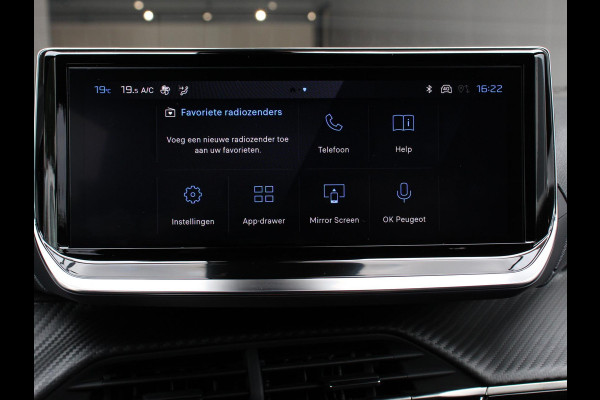 Peugeot 2008 1.2 PureTech 130 pk Automaat Allure Pack Climate Control Cruise control Parkeersensoren LED Navigatie Apple Carplay/ Android Auto