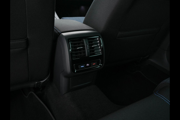 Volkswagen Passat 1.4 TSI GTE Business (Plug-In) (INCL-BTW) Aut. *FULL-LED | DIGI-COCKPIT | ADAPTIVE-CRUISE | NAVI-FULLMAP | KEYLESS | DAB+ | COMFORT-SEATS | SHIFTPADDLES | PRIVACY-GLASS | PDC | CAMERA | CARPLAY | 17''ALU*
