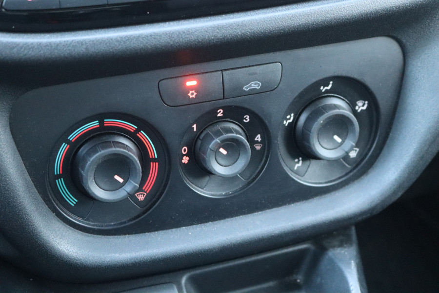 Fiat Doblò Cargo 1.3 MJ L1H1 SX Marge-auto/Trekhaak/Airco/Bluetooth/Parkeerhulp