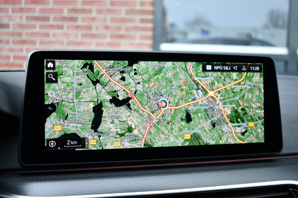 BMW 5 Serie 530e M-Sport Pano Trekh ACC HUD 360 Laser El-Klep