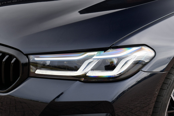 BMW 5 Serie 530e M-Sport Pano Trekh ACC HUD 360 Laser El-Klep