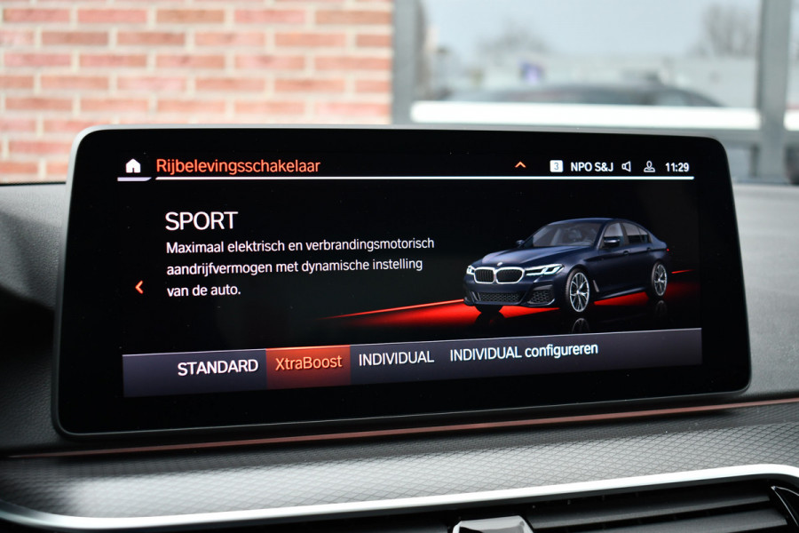 BMW 5 Serie 530e M-Sport Pano Trekh ACC HUD 360 Laser El-Klep