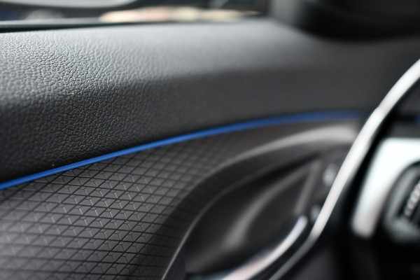 BMW 5 Serie 530e M-Sport Pano Trekh ACC HUD 360 Laser El-Klep