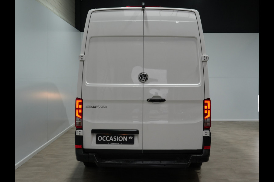 Volkswagen Crafter L3H3 2.0TDI 140pk 3.5T Automaat / Navigatie / Camera / Comfort stoel / Android / Apple-Carplay