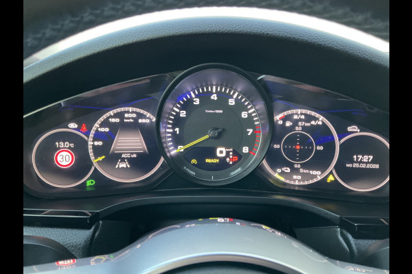 Porsche Cayenne Coupé 3.0 E-Hybrid PHEV 360° Pano SportChrono Luchtvering Bose Carplay Leer Memory UITSTRALING!