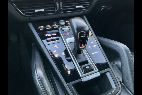 Porsche Cayenne Coupé 3.0 E-Hybrid PHEV 360° Pano SportChrono Luchtvering Bose Carplay Leer Memory UITSTRALING!