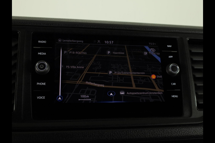 Volkswagen Crafter 35 2.0 TDI L3H3 Comfortline EURO VI 140 pk Automaat | Verlengde garantie | Navigatie | Trekhaak | Parkeersensoren | Achteruitrijcamera |