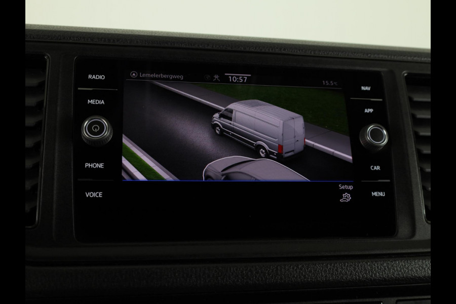 Volkswagen Crafter 35 2.0 TDI L3H3 Comfortline EURO VI 140 pk Automaat | Verlengde garantie | Navigatie | Trekhaak | Parkeersensoren | Achteruitrijcamera |