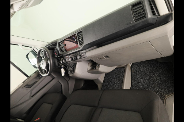Volkswagen Crafter 35 2.0 TDI L3H3 Comfortline EURO VI 140 pk Automaat | Verlengde garantie | Navigatie | Trekhaak | Parkeersensoren | Achteruitrijcamera |