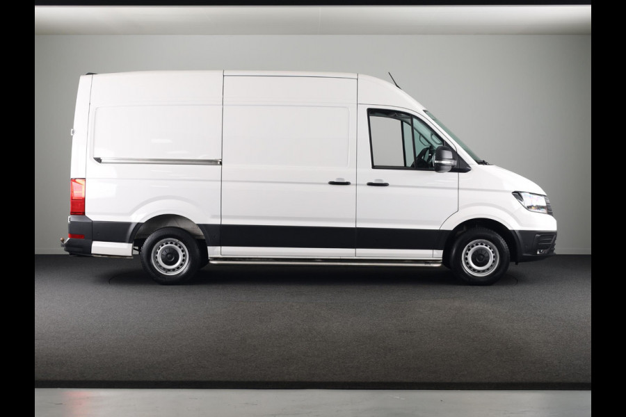 Volkswagen Crafter 35 2.0 TDI L3H3 Comfortline EURO VI 140 pk Automaat | Verlengde garantie | Navigatie | Trekhaak | Parkeersensoren | Achteruitrijcamera |