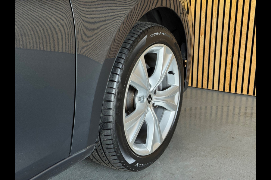 Seat Leon 1.4 TSI eHybrid PHEV FR PANO|AMBIENT|MATRIX KOPLAMPEN|STOEL + STUUR VERWARMING| 17 INCH LMV