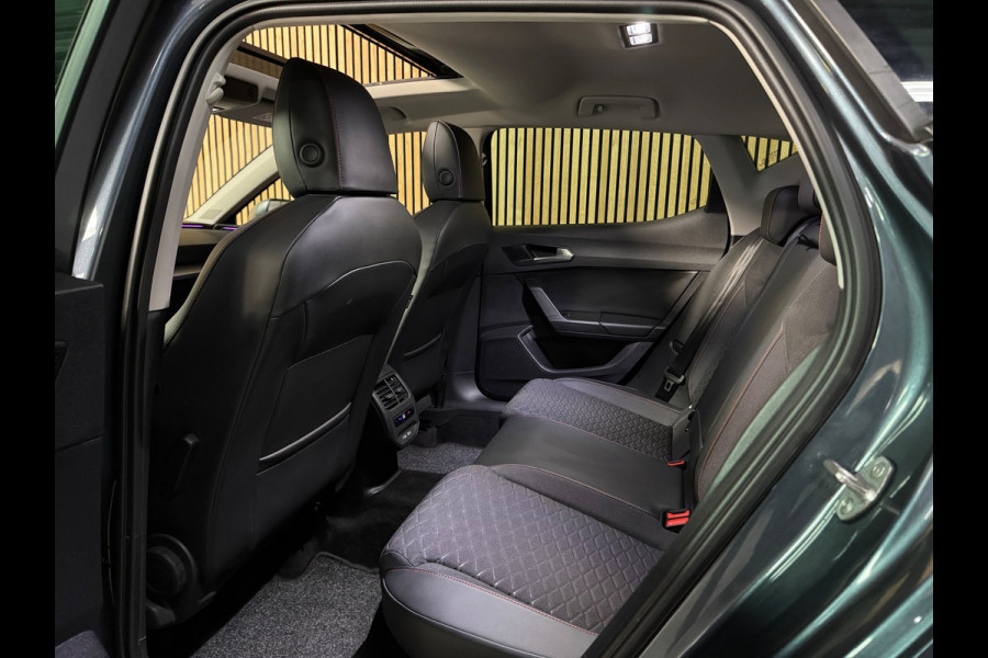 Seat Leon 1.4 TSI eHybrid PHEV FR PANO|AMBIENT|MATRIX KOPLAMPEN|STOEL + STUUR VERWARMING| 17 INCH LMV