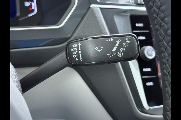 Volkswagen Tiguan 1.4 TSI eHybrid PHEV ELEK. ACHTERKLEP| STOEL MASSAGE| STOEL + STUURVERWARMING| PARKEERSENS. VOOR EN ACHTER| RIJKLAARPRIJS INCL. 12 MND BOVAG GARANTIE