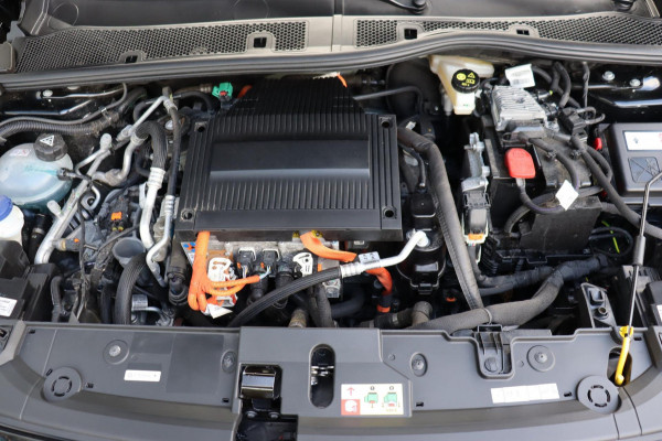 Opel CORSA-E Elegance Launch 50 kWh org.NL leer+vw a.camera SOH-92%