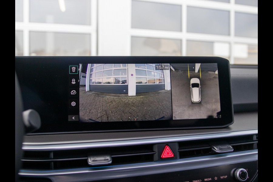 Kia Sorento 1.6 T-GDi Plug-in Hybrid 4WD ExecutiveLine 7p. l 360 camera l Nappa leder l Head up display l Stoelverwarming en Ventilatie l Bose Premium soundsystem l