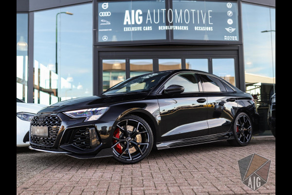 Audi RS 3 Limousine 2.5 TFSI A3 quattro | CT Carbon | RS-Dynamic | Matrix | Keyless | B&O | Leder | Camera