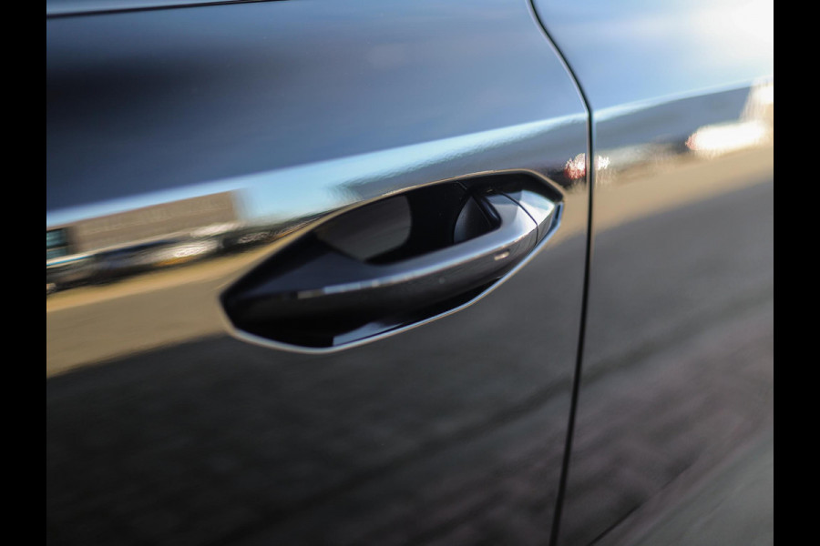 Audi RS 3 Limousine 2.5 TFSI A3 quattro | CT Carbon | RS-Dynamic | Matrix | Keyless | B&O | Leder | Camera