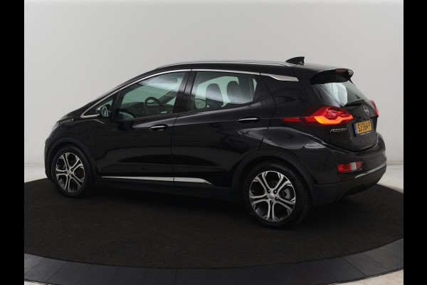 Opel Ampera-E Innovation 60 kWh | Leder | Stoelverwarming | Camera | Park Assist | Stuurverwarming | Bi-Xenon | Keyless | Carplay | Navigatie | Cruise control