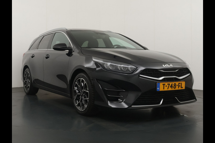 Kia Ceed Sportswagon Automaat 1.5 T-GDi GT-Line Automaat - Automatische achterklep - Schuif/Kantel dak - Apple Carplay/Android Auto - Adaptive cruise control - Keyless entry - Fabrieksgarantie t/m 30-06-2030