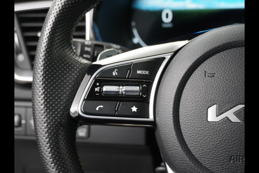 Kia Ceed Sportswagon Automaat 1.5 T-GDi GT-Line Automaat - Automatische achterklep - Schuif/Kantel dak - Apple Carplay/Android Auto - Adaptive cruise control - Keyless entry - Fabrieksgarantie t/m 30-06-2030