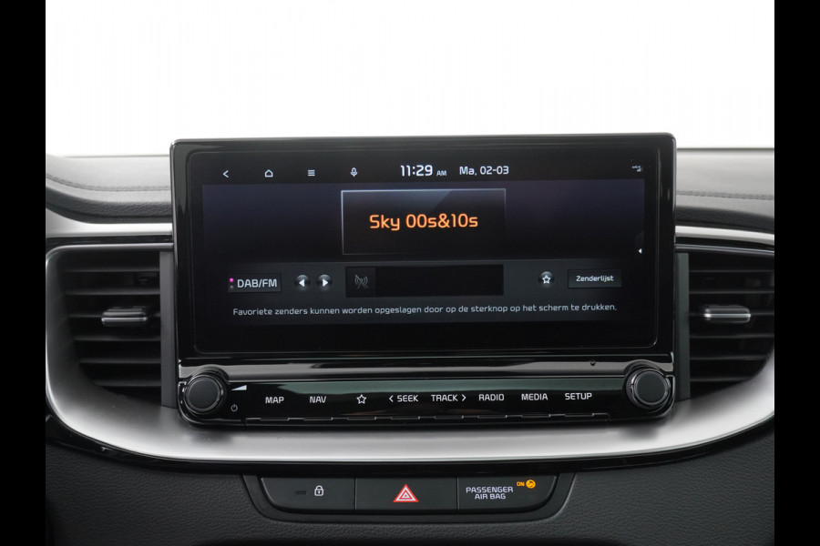 Kia Ceed Sportswagon Automaat 1.5 T-GDi GT-Line Automaat - Automatische achterklep - Schuif/Kantel dak - Apple Carplay/Android Auto - Adaptive cruise control - Keyless entry - Fabrieksgarantie t/m 30-06-2030