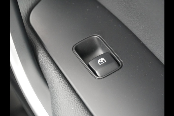 Kia Ceed Sportswagon Automaat 1.5 T-GDi GT-Line Automaat - Automatische achterklep - Schuif/Kantel dak - Apple Carplay/Android Auto - Adaptive cruise control - Keyless entry - Fabrieksgarantie t/m 30-06-2030