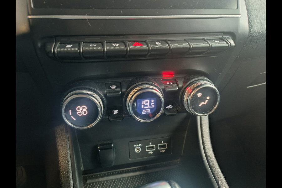 Renault Captur 1.6 E-Tech Plug-in Hybrid 160 Intens uit 2022 Rijklaar + 12 maanden Bovag-garantie Henk Jongen Auto's in Helmond,  al 50 jaar service zoals 't hoort!