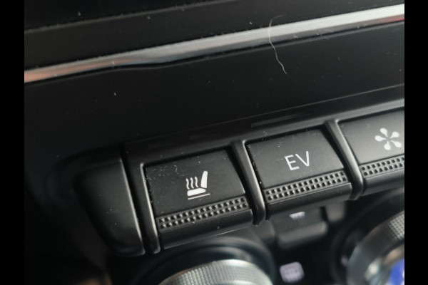 Renault Captur 1.6 E-Tech Plug-in Hybrid 160 Intens uit 2022 Rijklaar + 12 maanden Bovag-garantie Henk Jongen Auto's in Helmond,  al 50 jaar service zoals 't hoort!